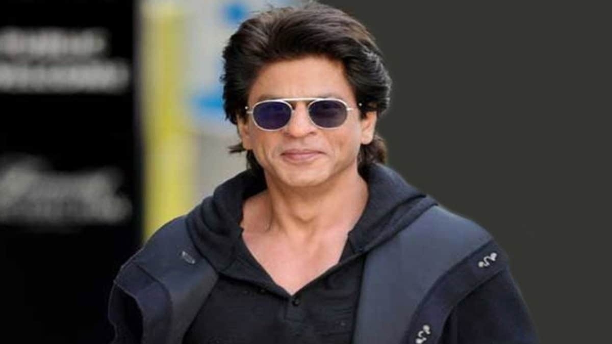 Bollywood Badshah Shah Rukh Khan Honoured With Gold Coins At Grevin Museum, Paris; Details Here