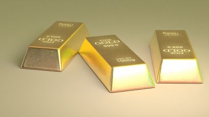 Gold and silver prices today: Yellow metal trades flat, hovers